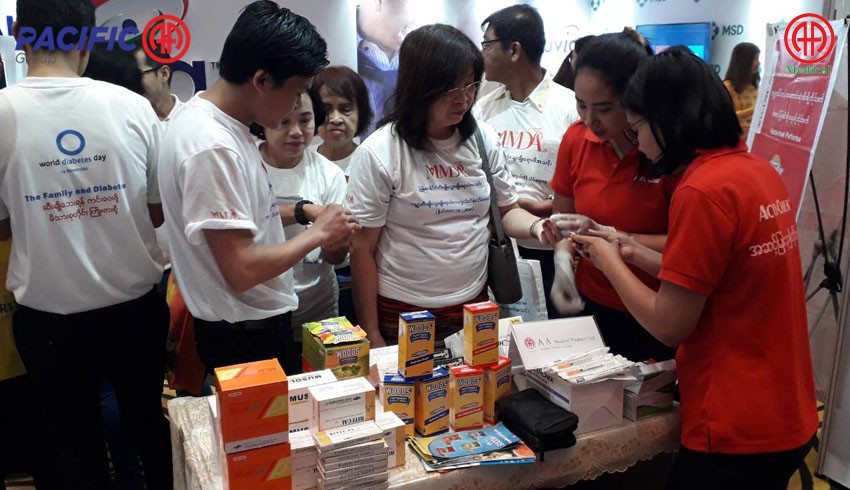 Booth and free RBS tests contribution in Commemoration of World Diabetes Day Activity